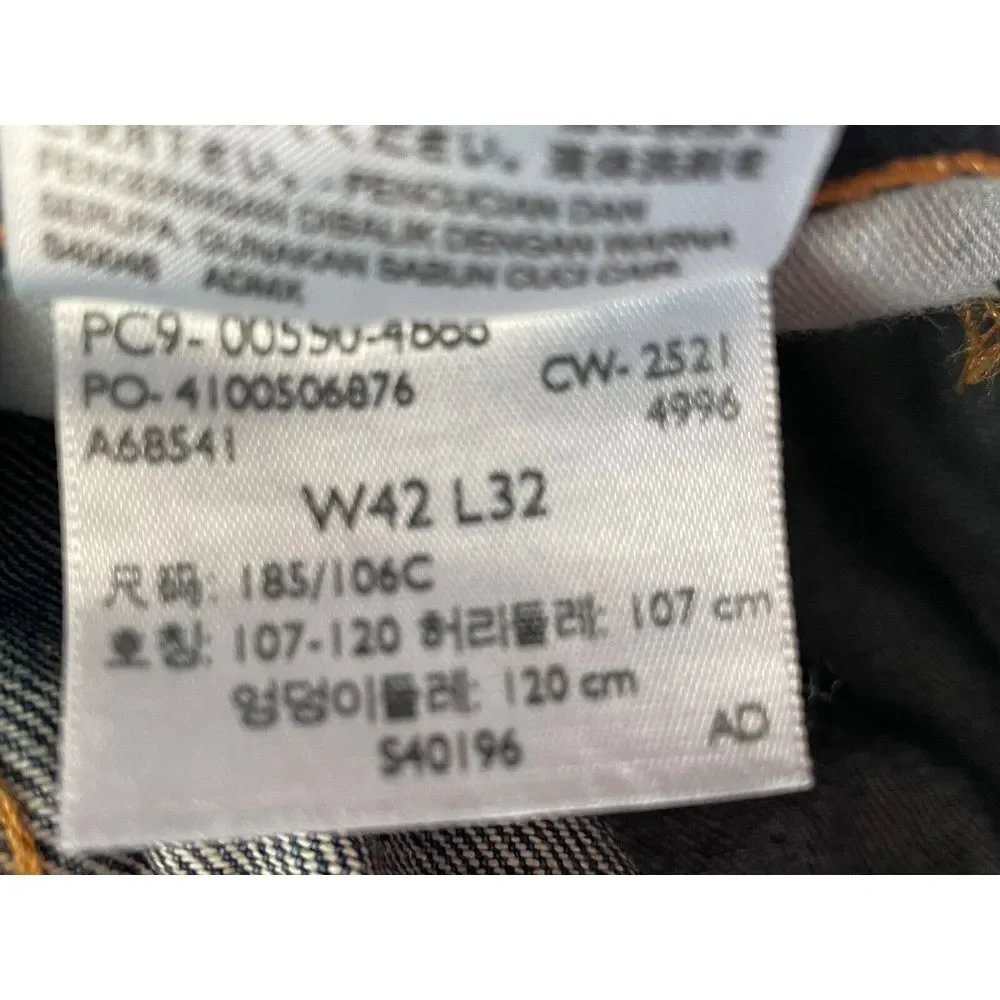 Levis new tags